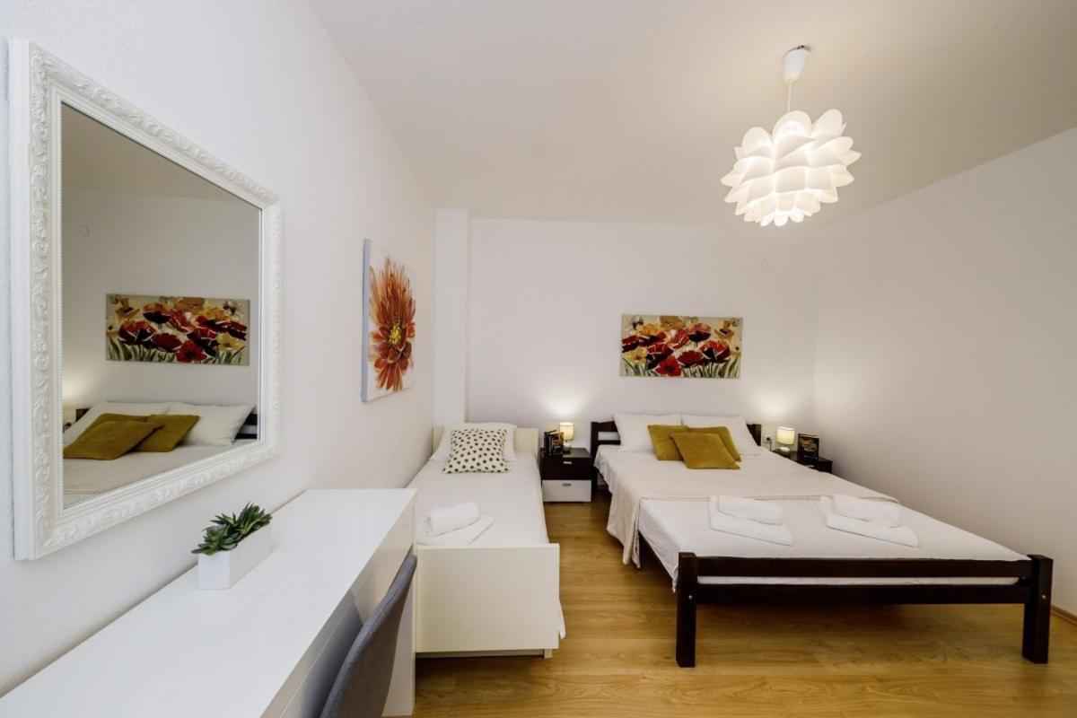 Ani In Trogir * Mittel-Dalmatien Hotel Donji Seget Exterior photo