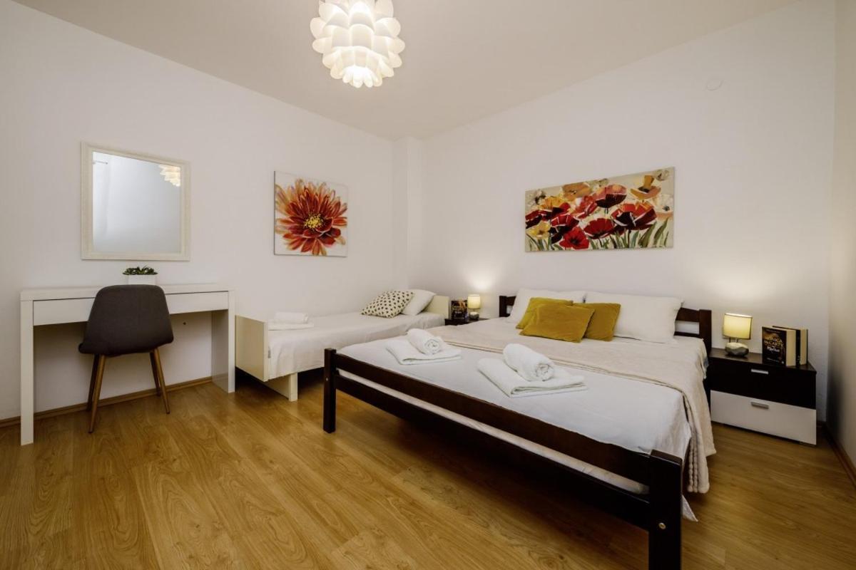 Ani In Trogir * Mittel-Dalmatien Hotel Donji Seget Exterior photo